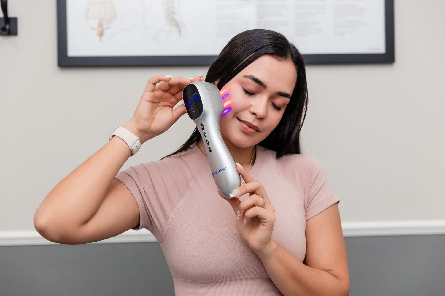 Professional cold laser therapy device for sports recovery and post-operative rehabilitation